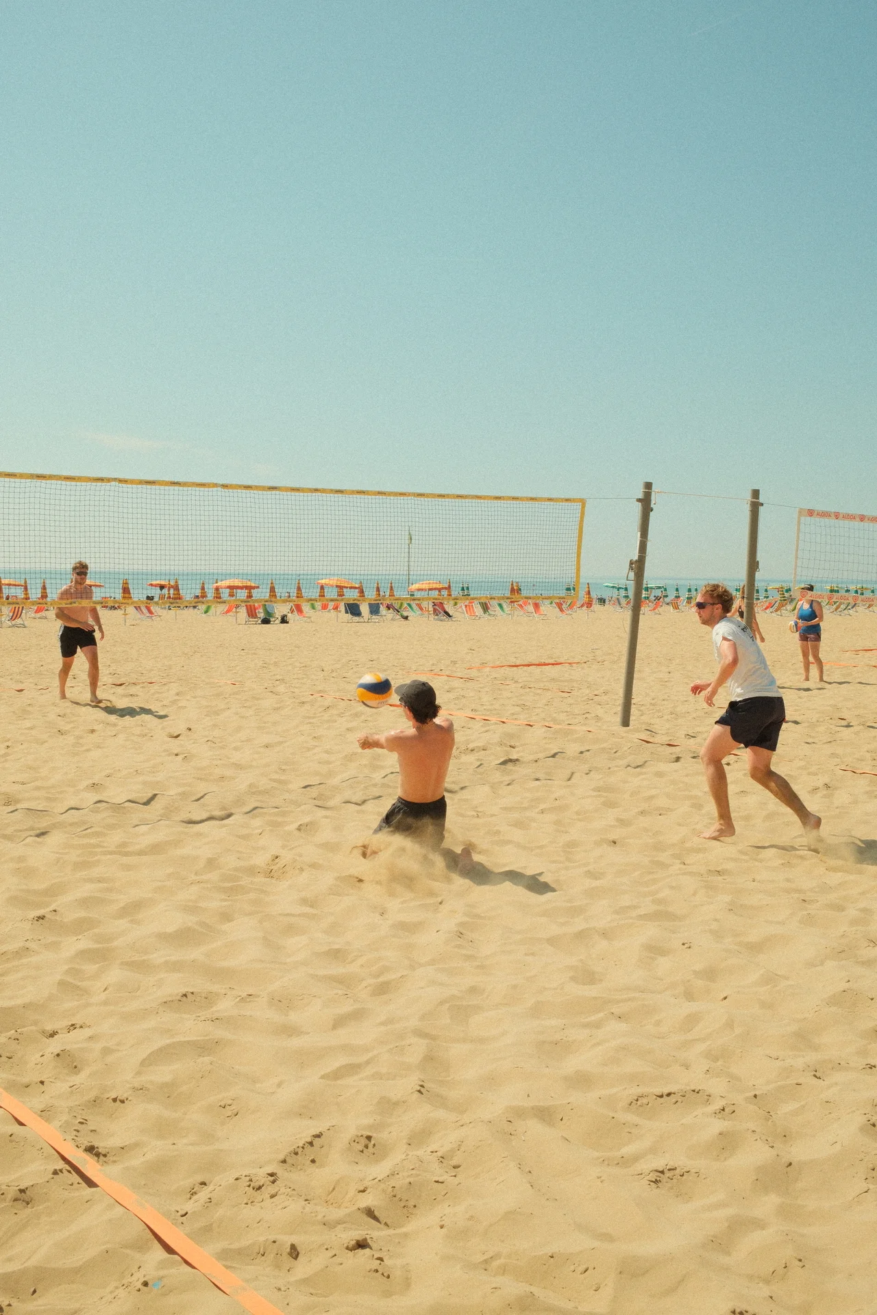 beach volleyball