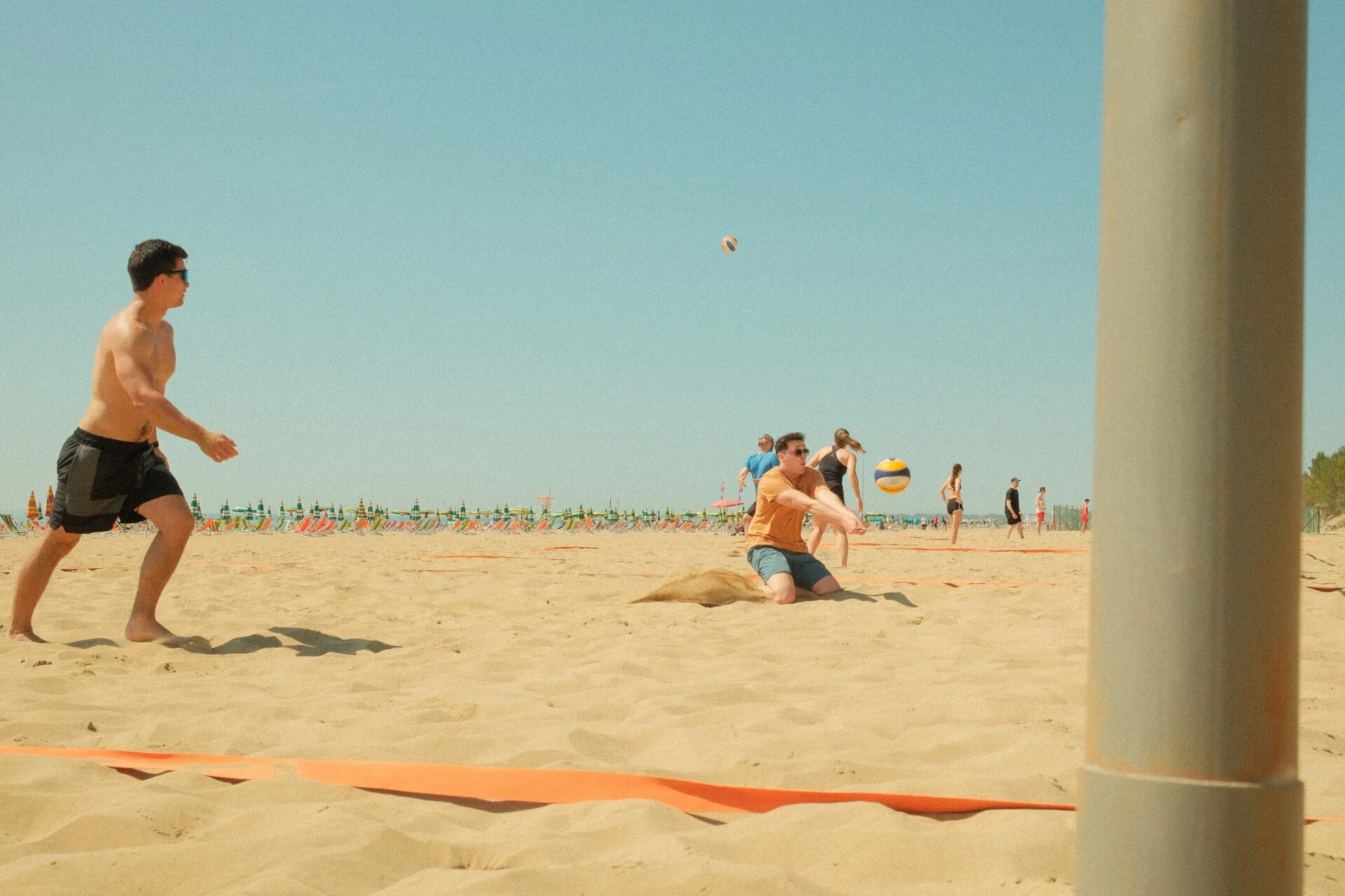 beach volleyball
