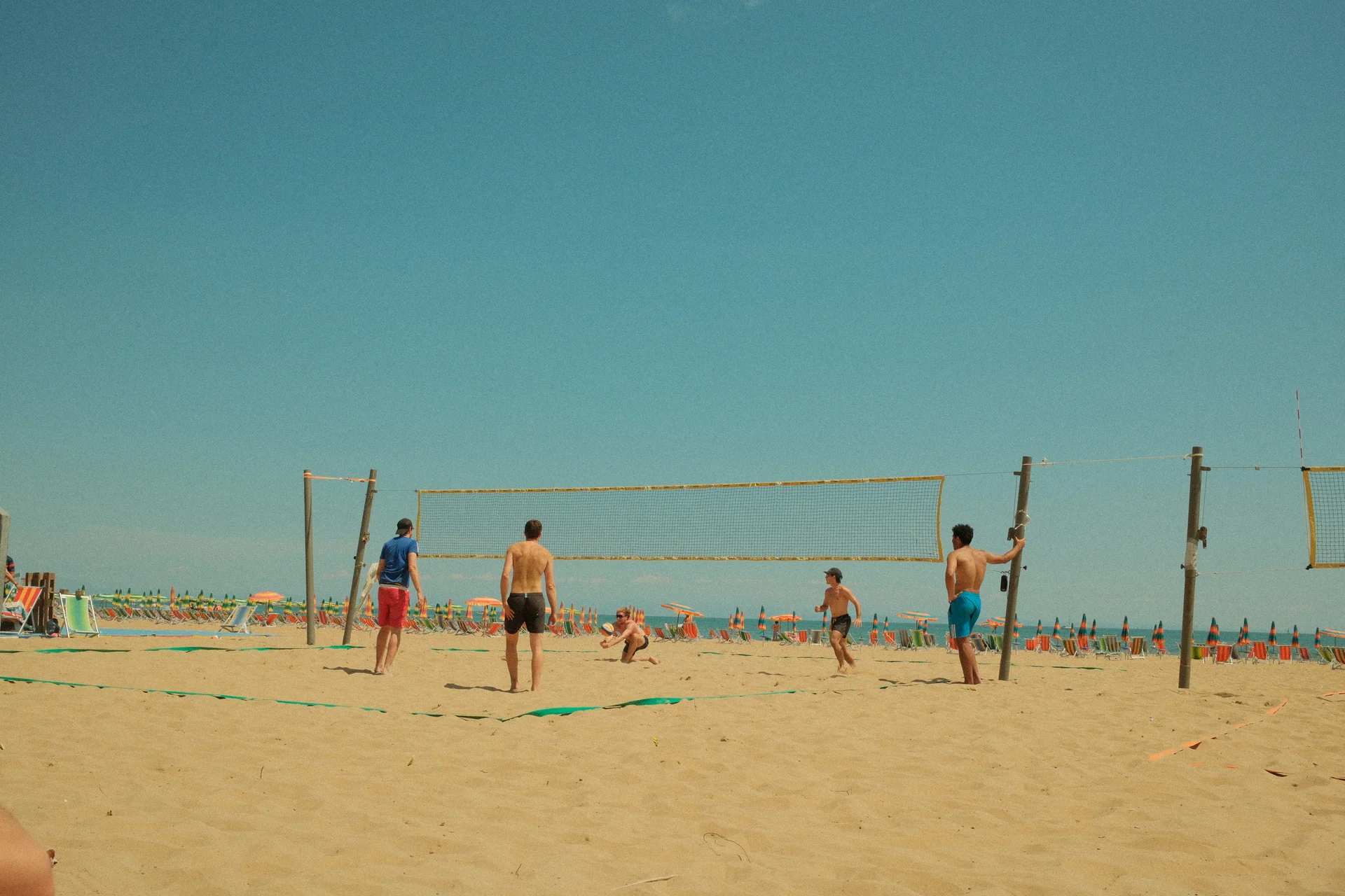 beach volleyball