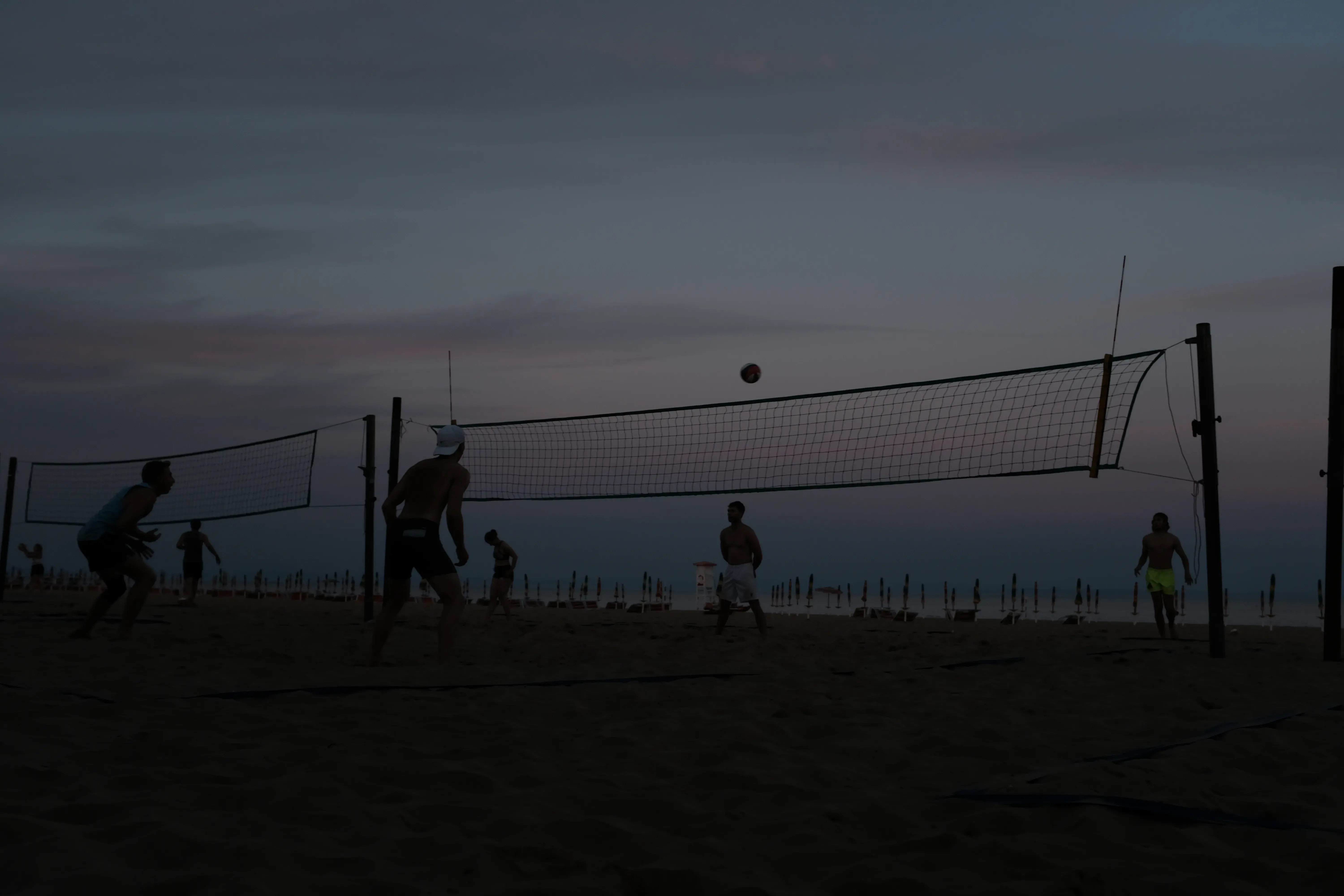 beach volleyball
